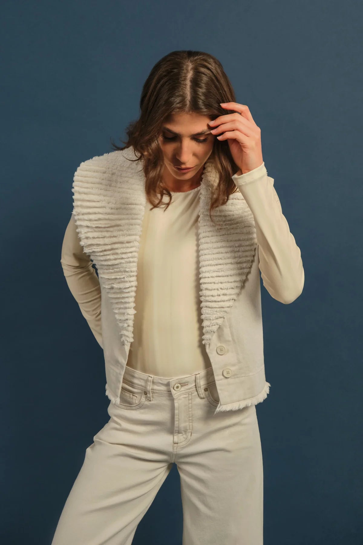 ARLES VEST