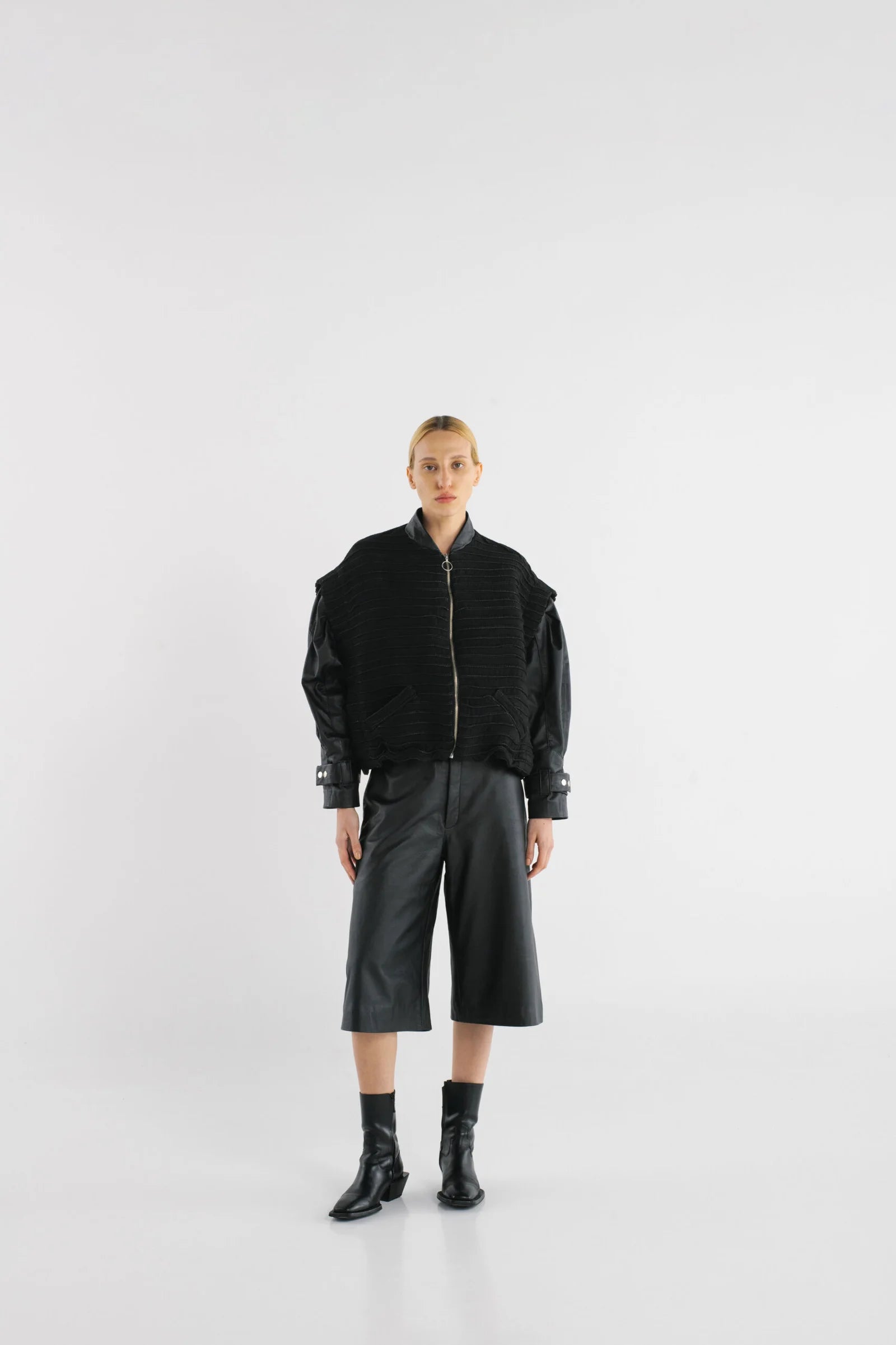 CHAQUETA BOMBER TELAR VÍBORA CUERO