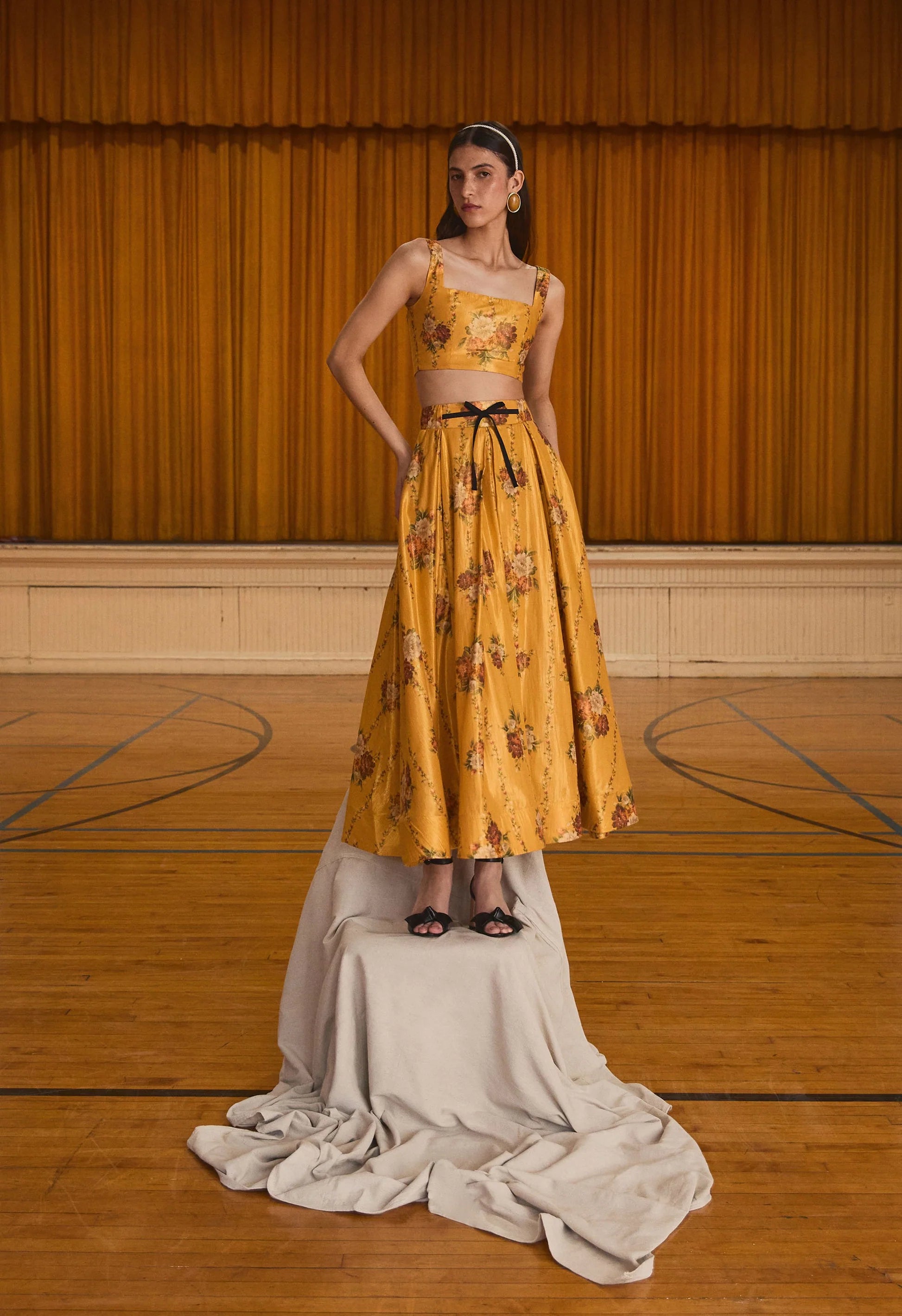 AMANDA PARAMO CROPPED TOP