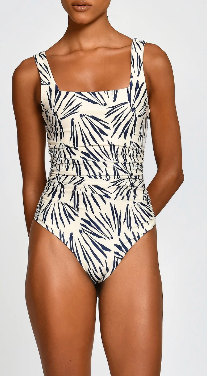 SOLE IVORY SHELLS ONE PIECE