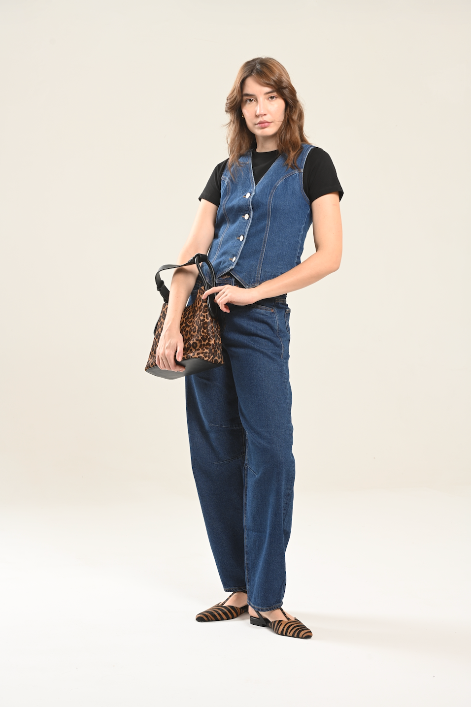 OLA BARREL HIGH RISE JEANS