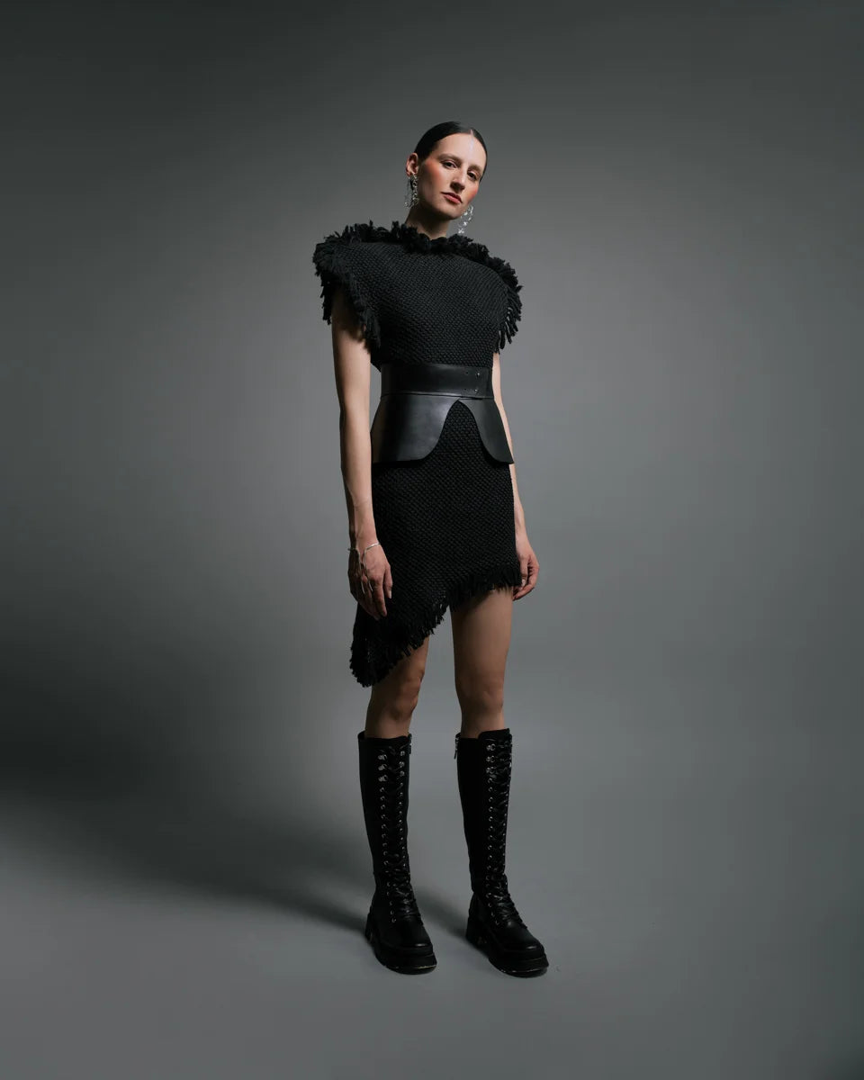 FAJÓN CUERO ALAS MONTAÑA