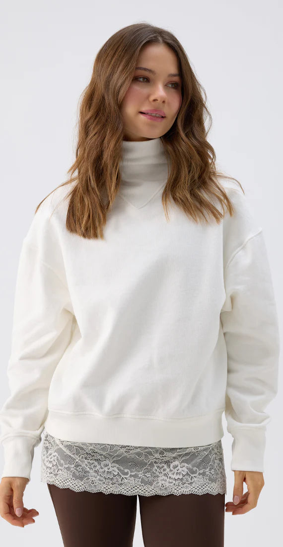 LACE WHISPER PULLOVER