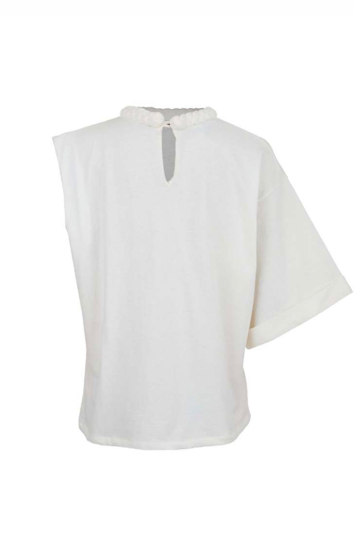 CAMISETA UNA MANGA CUELLO TRENZA