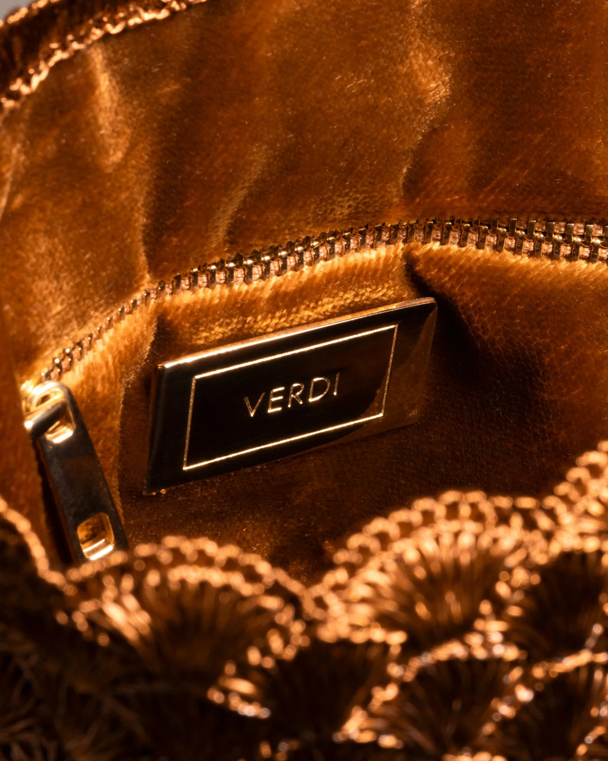 KAIA SEASHELL MOCHILA GOLD & COPPER