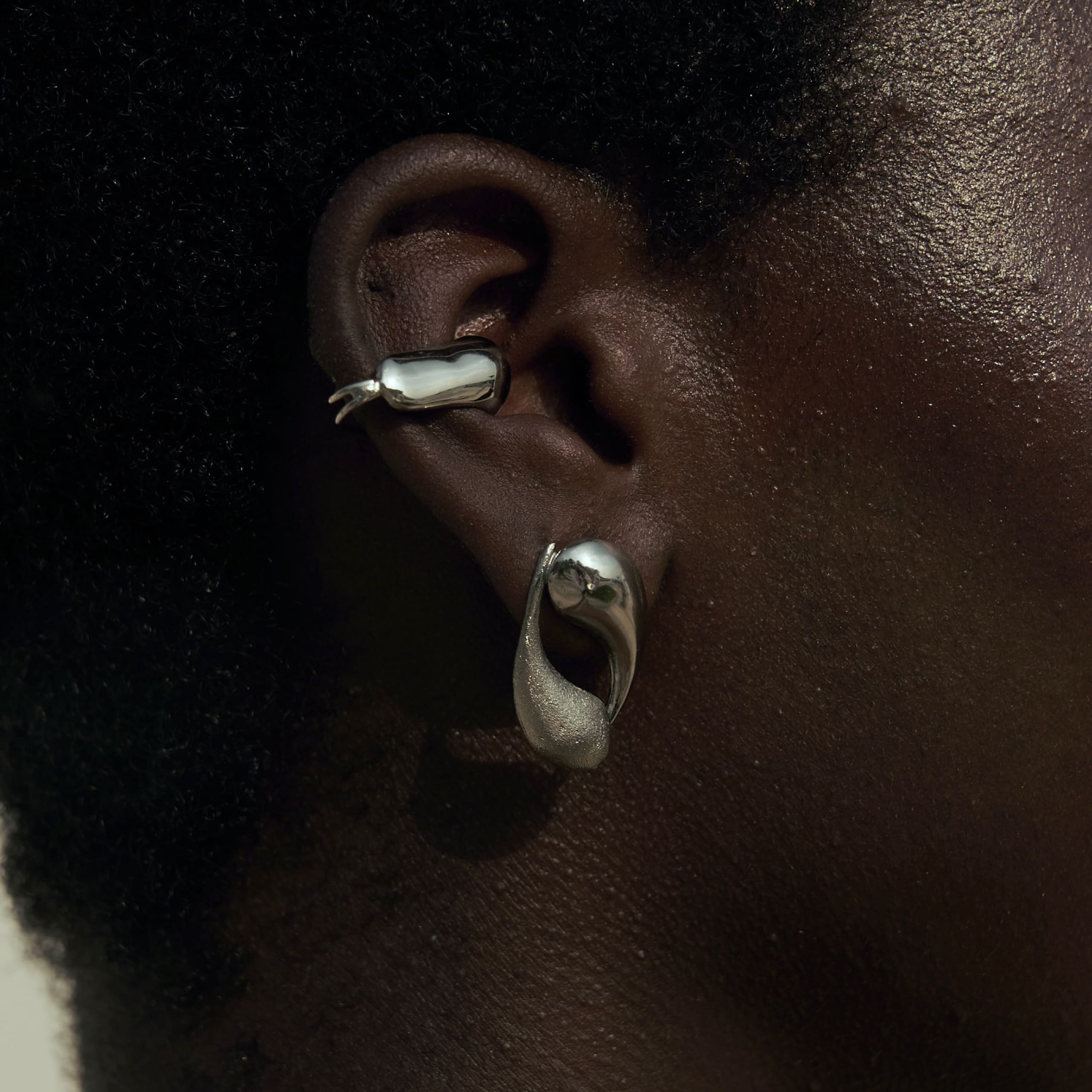 MINI OLAS EARRING