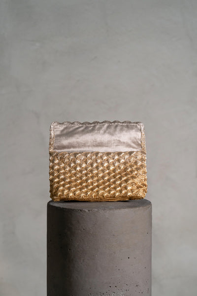 Clutch Kaia Conchas / Seashell Oro Plata