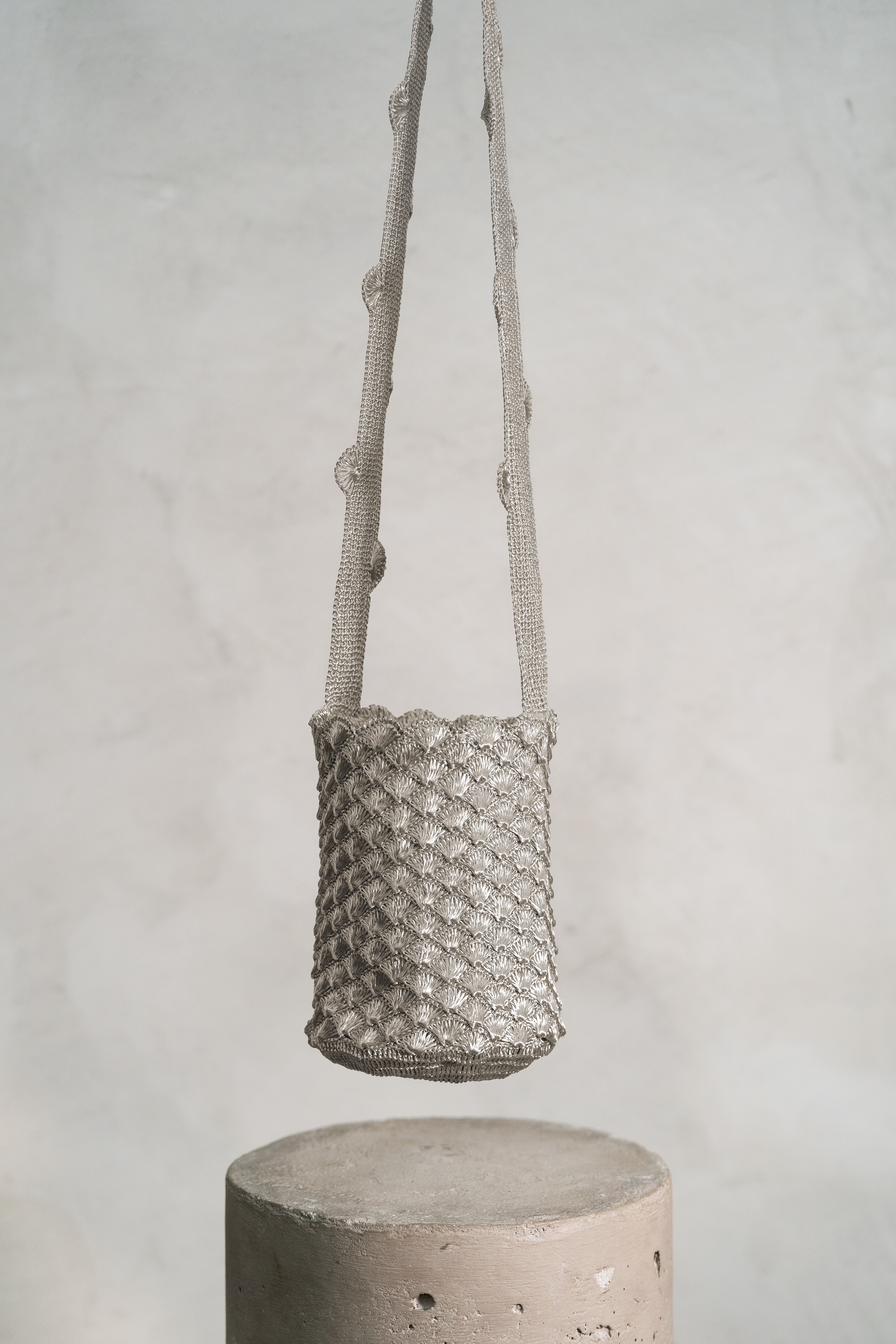 SEASHELL PLATA LONG STRAP