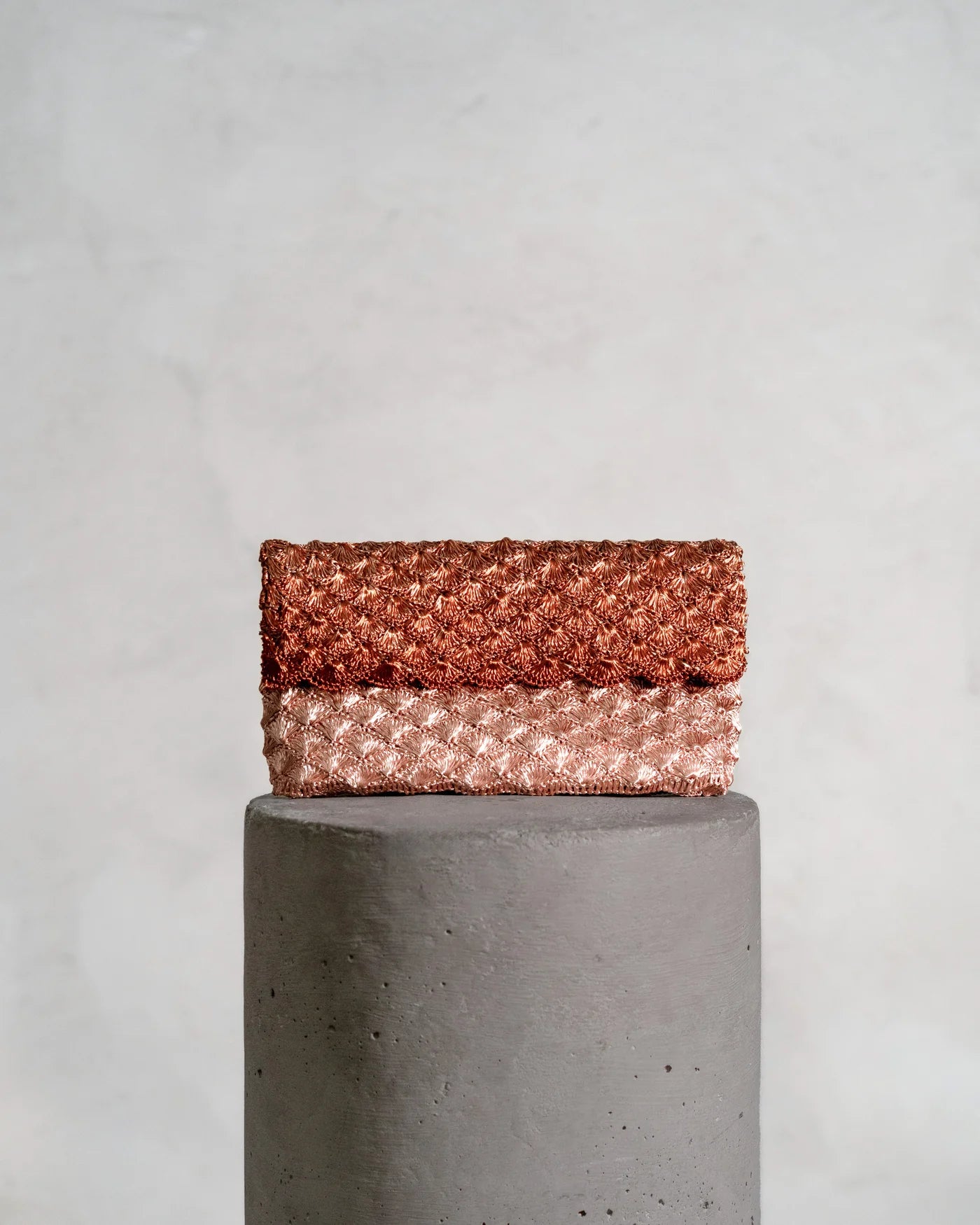 CLUTCH COPPER ROSE GOLD