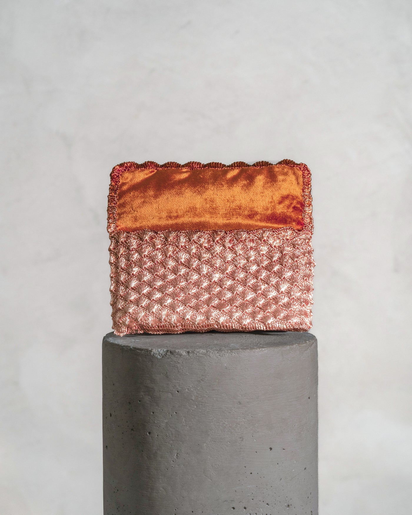 CLUTCH COPPER ROSE GOLD