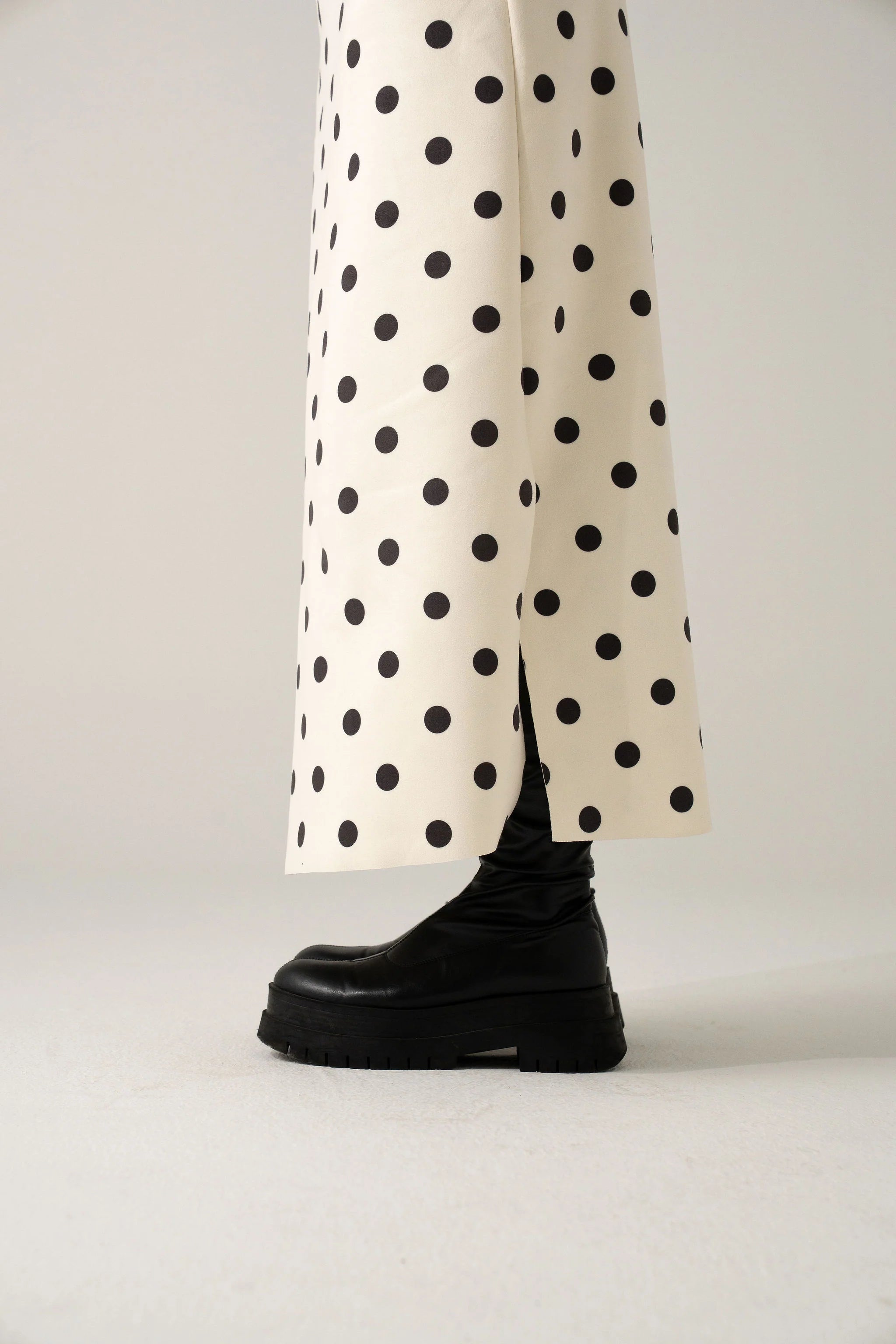 FALDA ESENCIAL DOTS